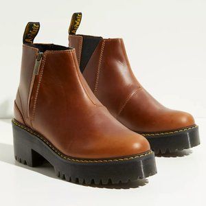 Dr Martens Platform Chelsea Boots Rometty 9